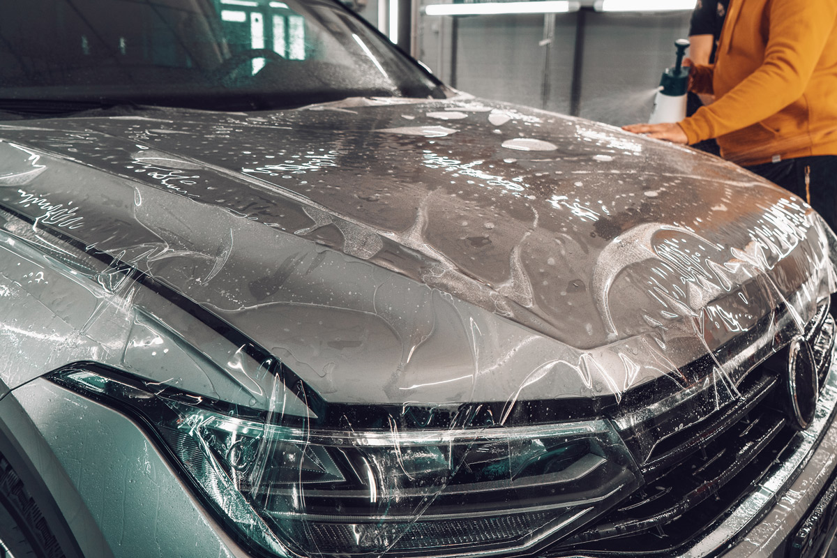 Process,Of,Installing,Of,Paint,Protection,Film,Or,Ppf,On